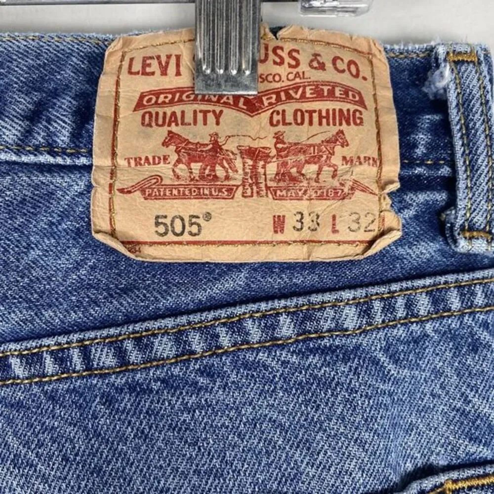 Levi's 505 Men's Jeans 33x32 Medium Wash Blue Jeans Straight Leg Work School